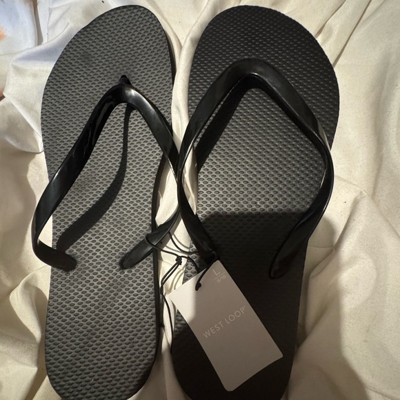 West Loop Women's Black Sandals - Picture 1 of 3